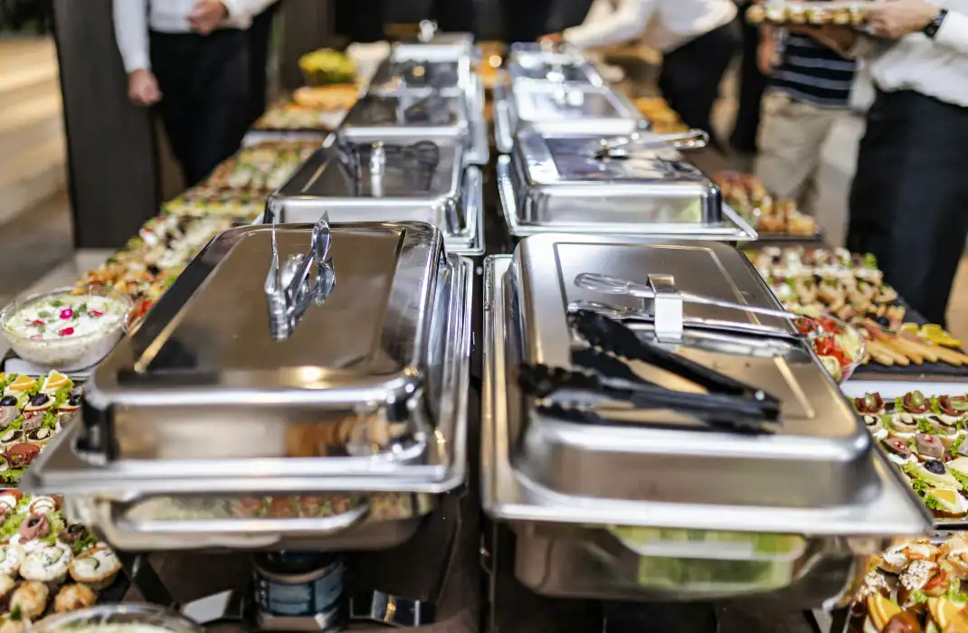 Chafing Dishes to keep food warm