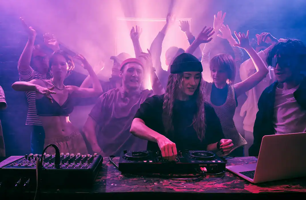 Club drugs and illegal drugs cause drug overdoses from rave attendance