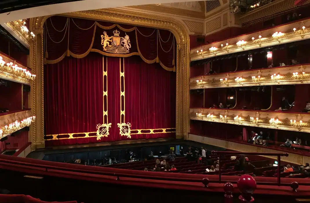 opera house