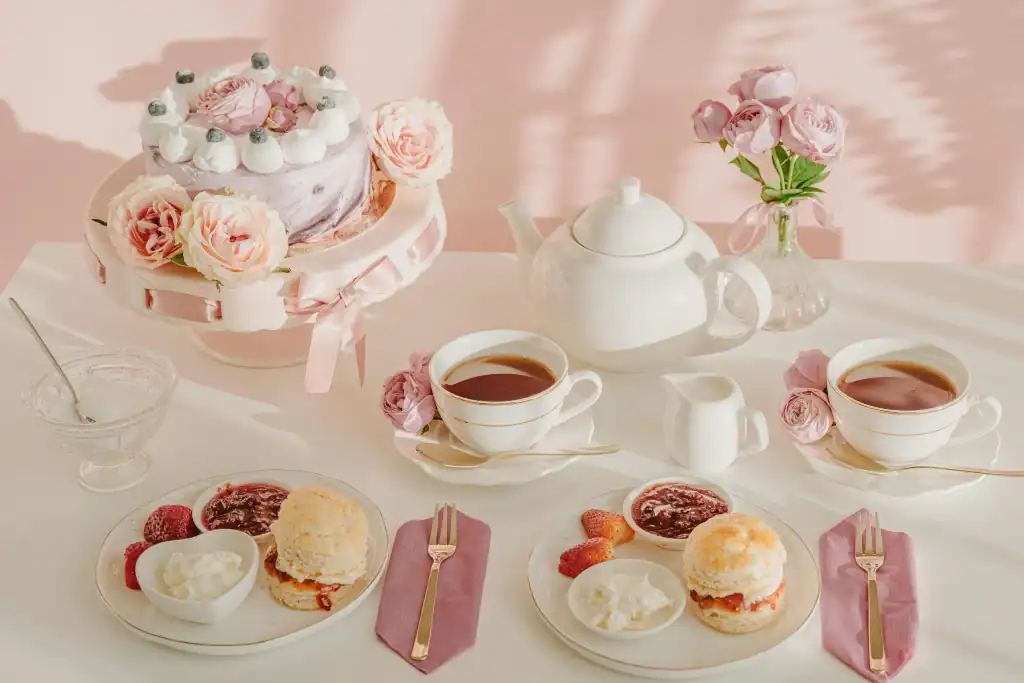 What to Wear to a Tea Party: Tea Party Outfits